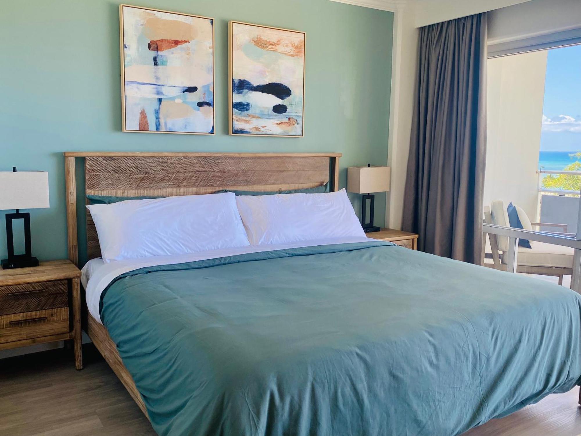 Panoramic Oceanview Resort - Full Kitchen In Each Room, 2 Swimming Pools, Onsite Restaurants, Fireworks Every Friday Гонолулу Экстерьер фото