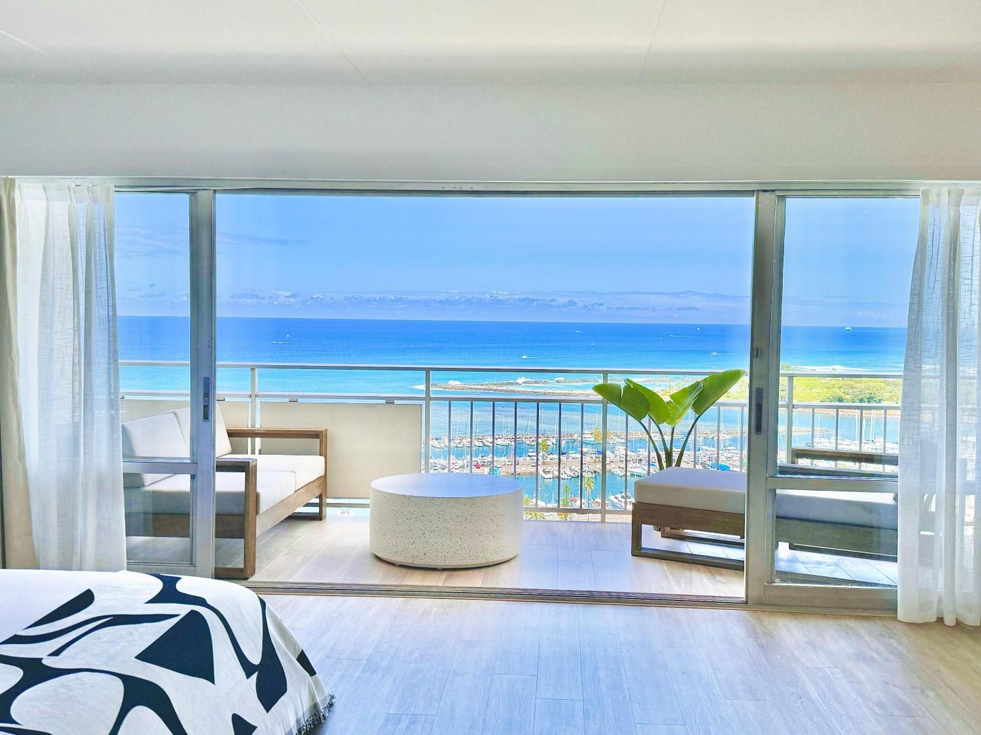 Panoramic Oceanview Resort - Full Kitchen In Each Room, 2 Swimming Pools, Onsite Restaurants, Fireworks Every Friday Гонолулу Экстерьер фото