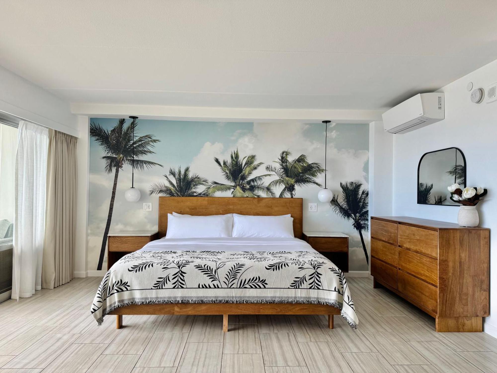 Panoramic Oceanview Resort - Full Kitchen In Each Room, 2 Swimming Pools, Onsite Restaurants, Fireworks Every Friday Гонолулу Экстерьер фото